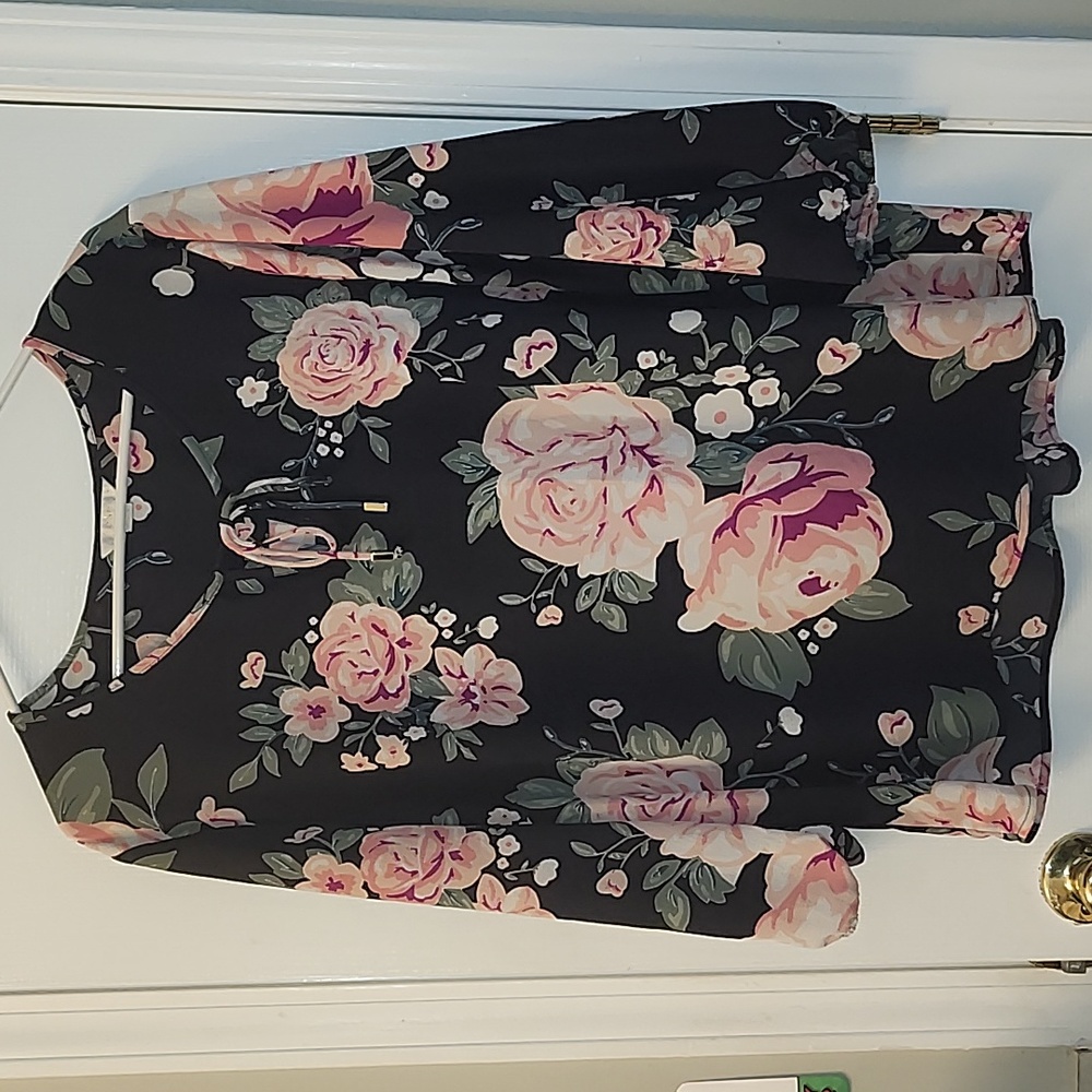 " C & E" Women's Floral Blouse